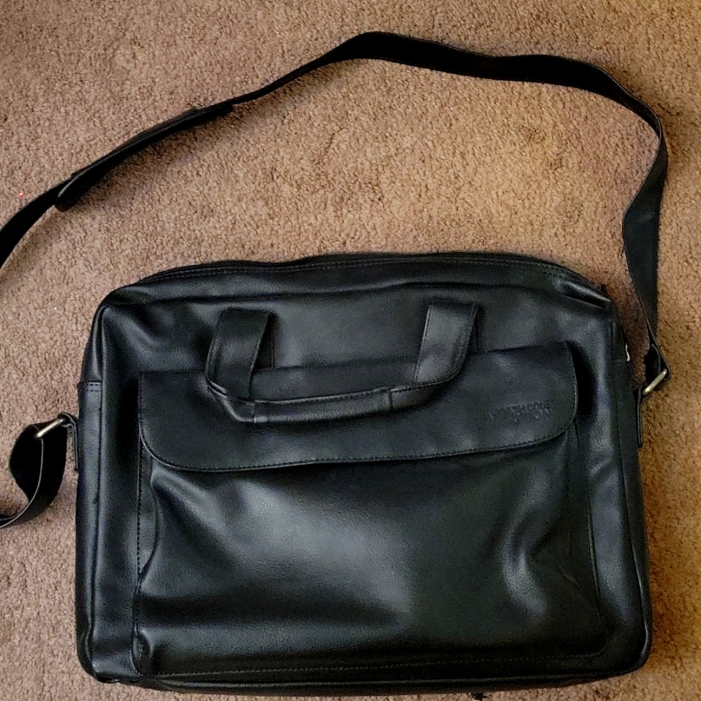 Kenneth Cole Reaction laptop bag